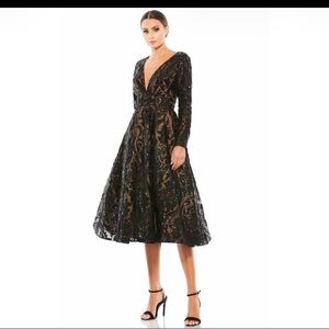 Mac Duggal Black and Gold Long Sleeve Dress